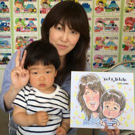 「もらってうれしい似顔絵」がモットーの似顔絵師が描いた親子の似顔絵